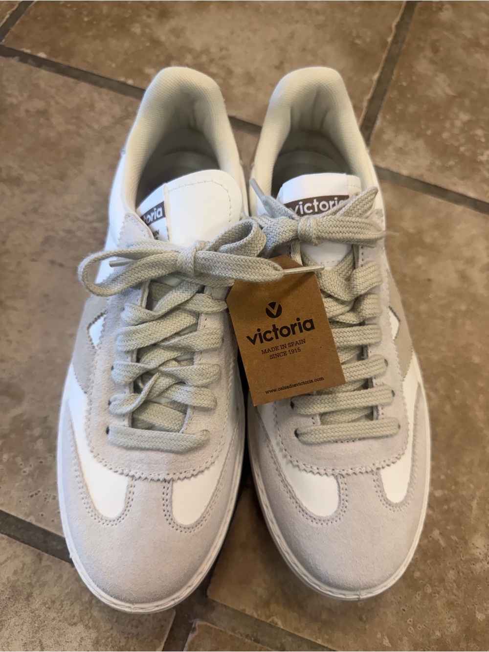 Victoria Womens Sneakers EU 39 US 8.5 White Suede Platform Made in Spain NWT